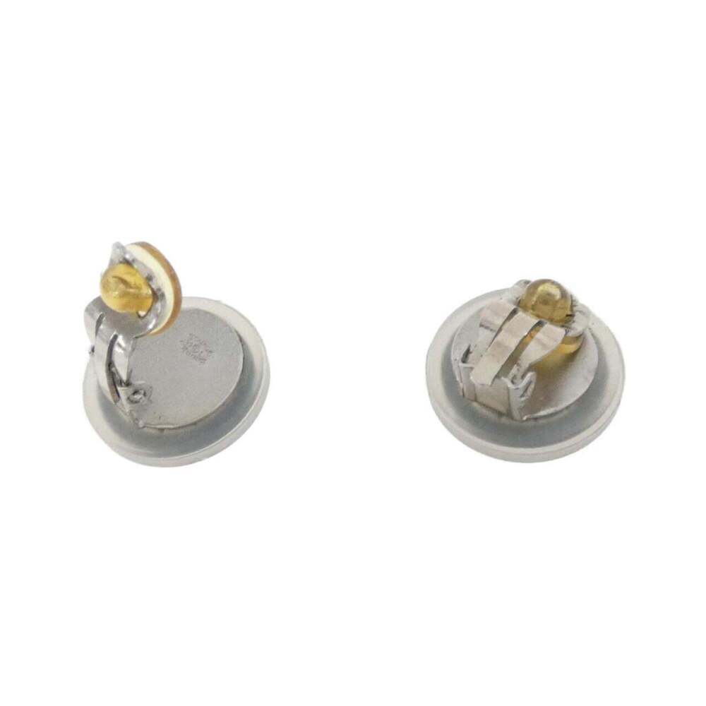 CHANEL Authentic White Earrings - Picture 3 of 3
